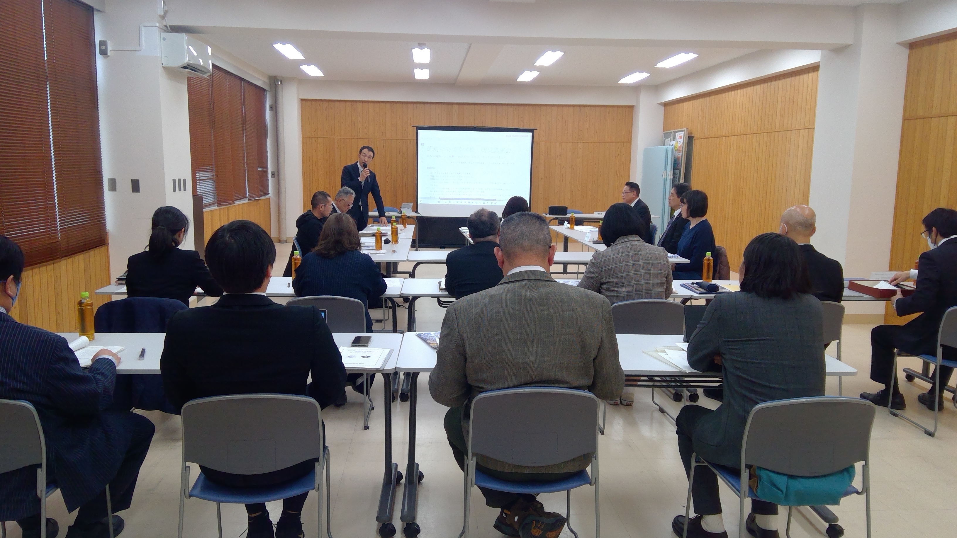 WIN_20251126_13_59_27_Pro